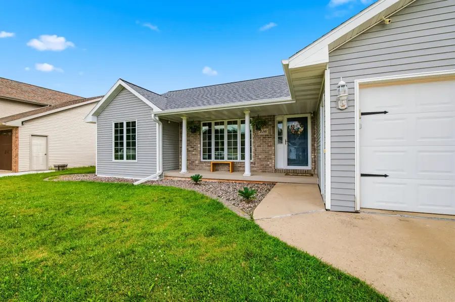 2341 Daytona Speedway, De Pere, WI 54115-8073 - #3