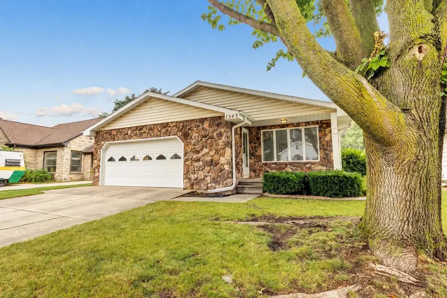 1343 Emilie Street, Green Bay, WI 54301-3111 - #3