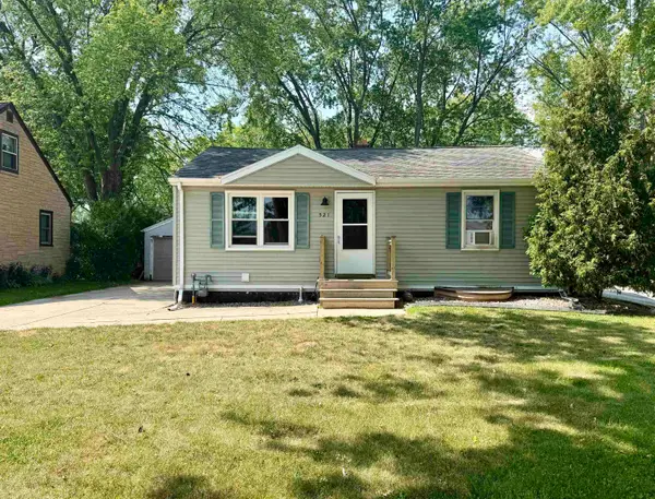 521 Cottage Grove Avenue, GREEN BAY, WI 54304