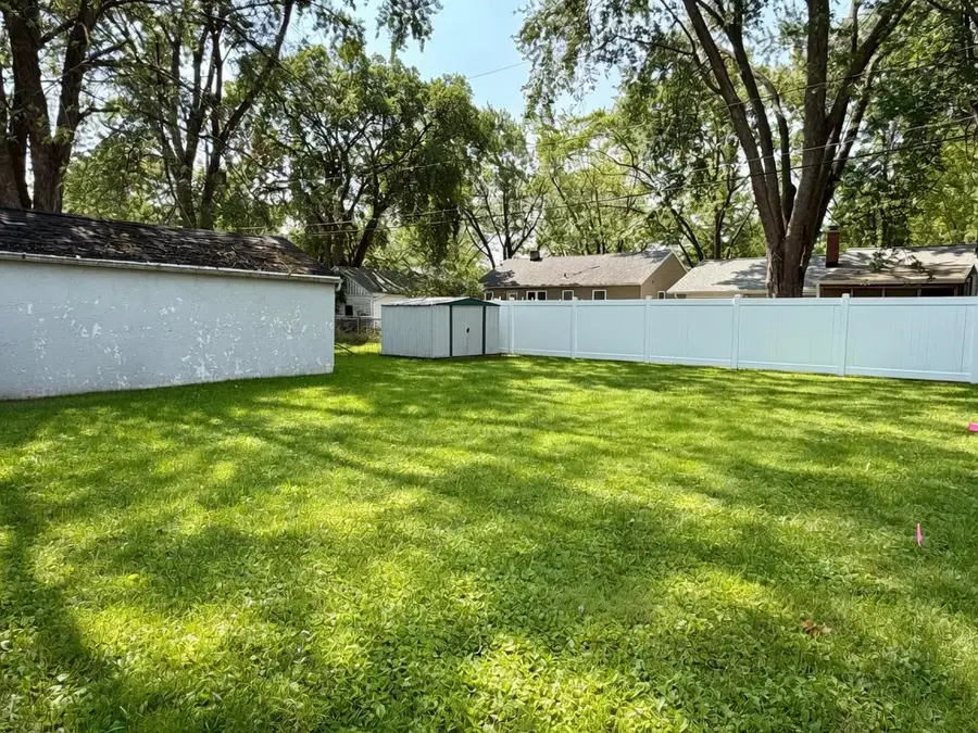 521 Cottage Grove Avenue, Green Bay, WI 54304 - #3