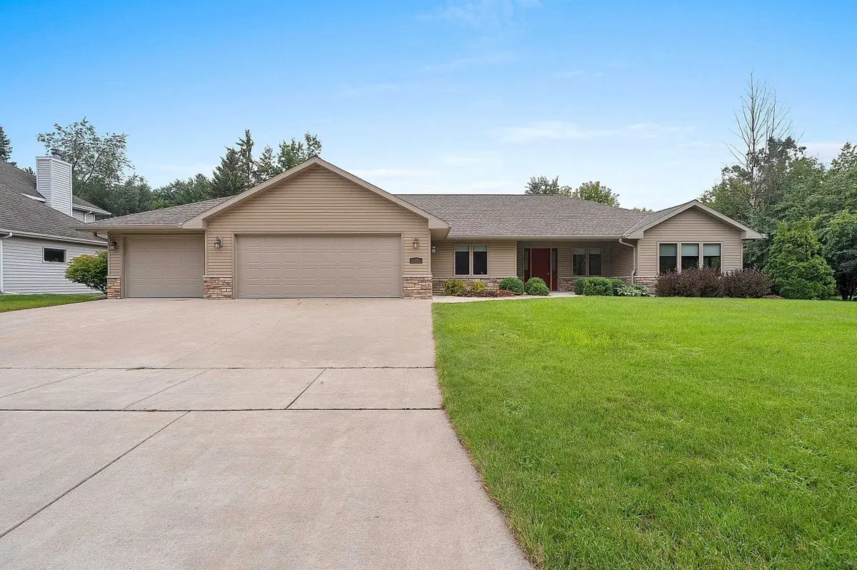 2474 Shady Oak Drive, Green Bay, WI 54304 - #1