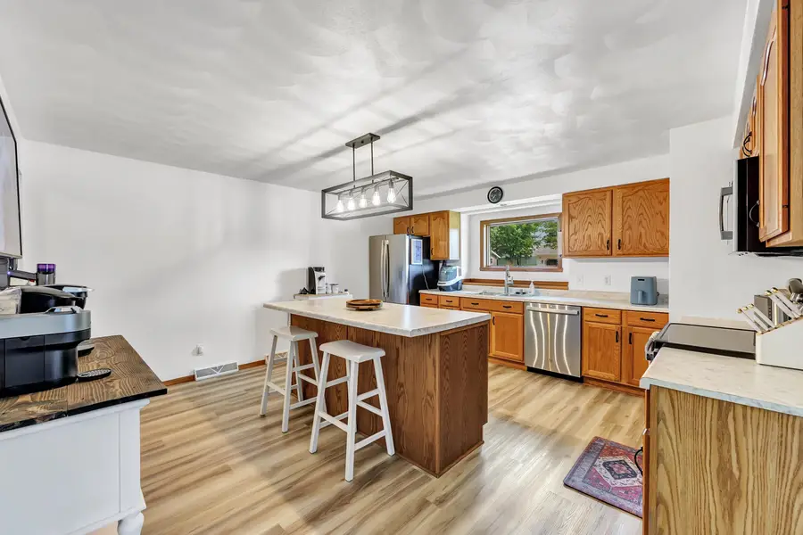 110 E Morningside Drive, Kaukauna, WI 54130 - #3