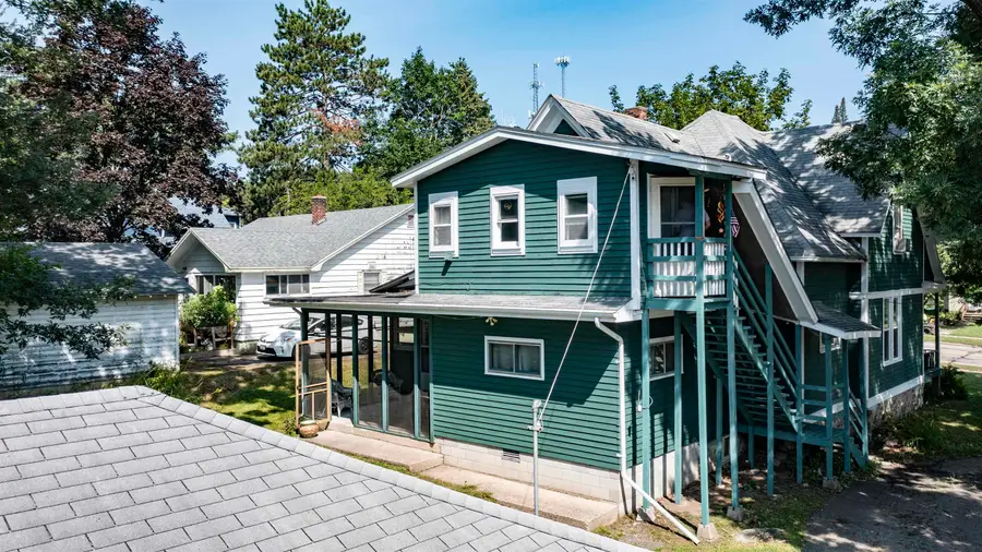603 W Fulton Street, Waupaca, WI 54981 - #3
