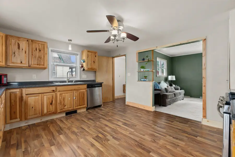 831 Winnebago Avenue, Oshkosh, WI 54901 - #3