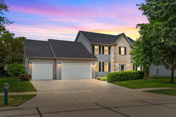 224 E Carrington Lane, APPLETON, WI 54913