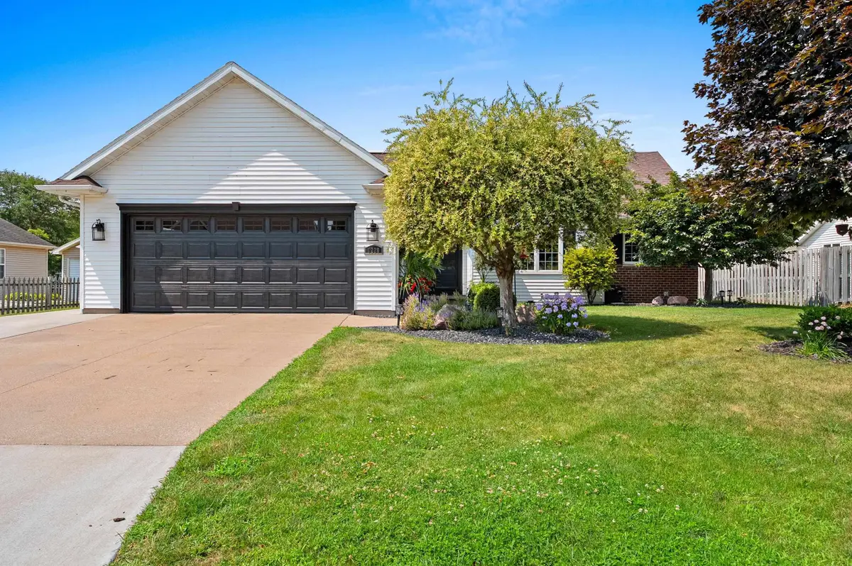 1220 Stillmeadow Lane, Menasha, WI 54952 - #1