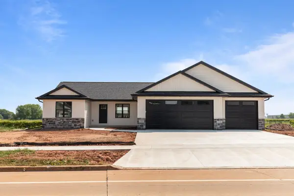 1232 S Kensington Drive, APPLETON, WI 54915