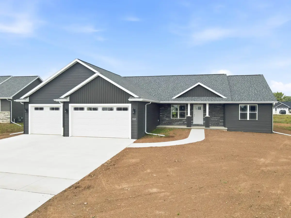W7024 Jaclyn Lane, Greenville, WI 54942 - #1