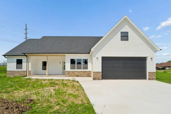 535 N Pheasant Drive, NEW LONDON, WI 54961-9195