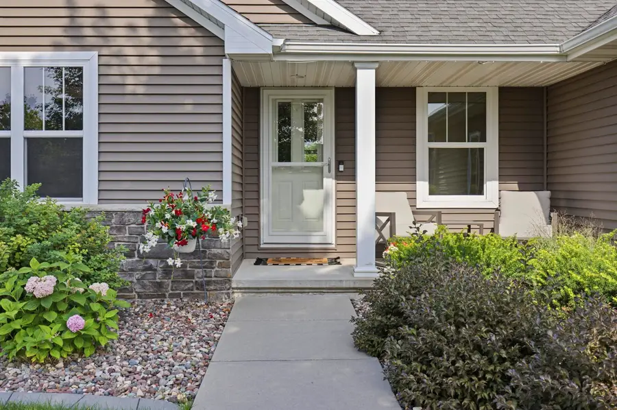 848 Lotus Trail, Menasha, WI 54952 - #2