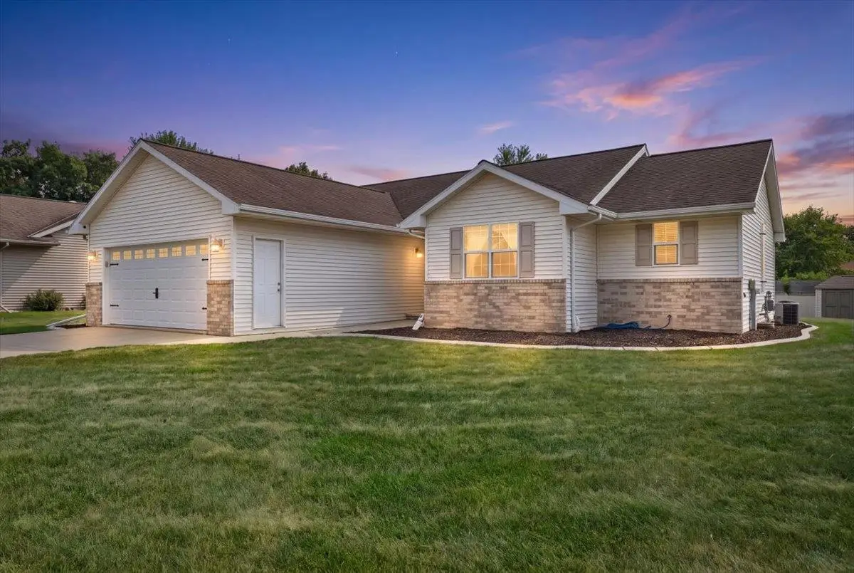 2540 Manitowoc Road, Green Bay, WI 54311 - #1