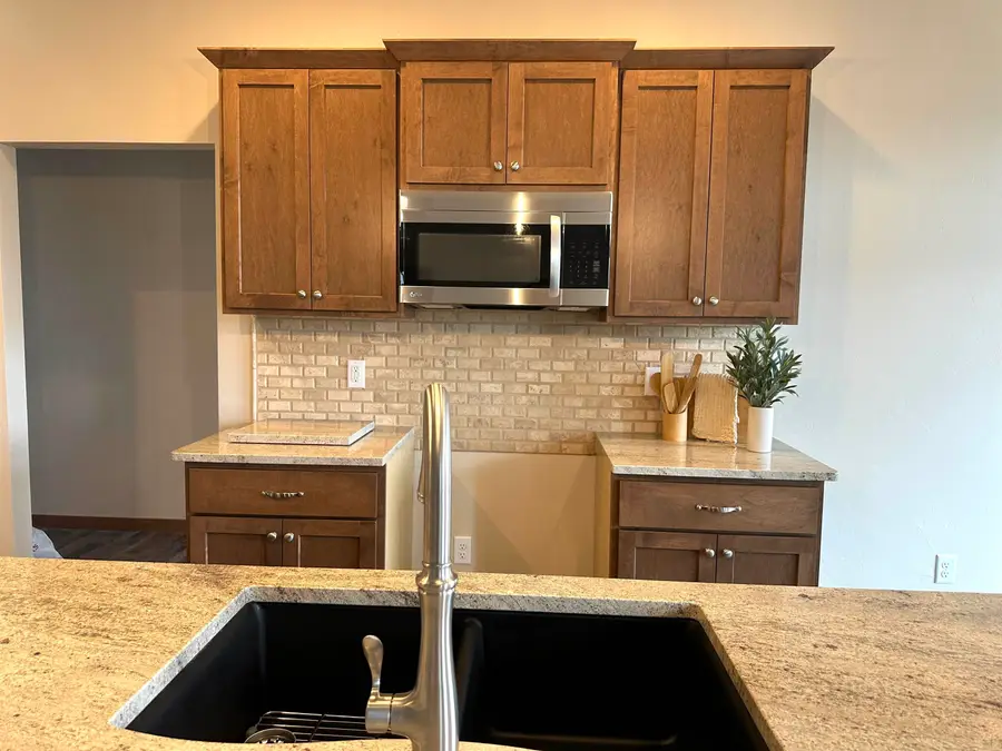 8314 Marlo Avenue, Neenah, WI 54956 - #3