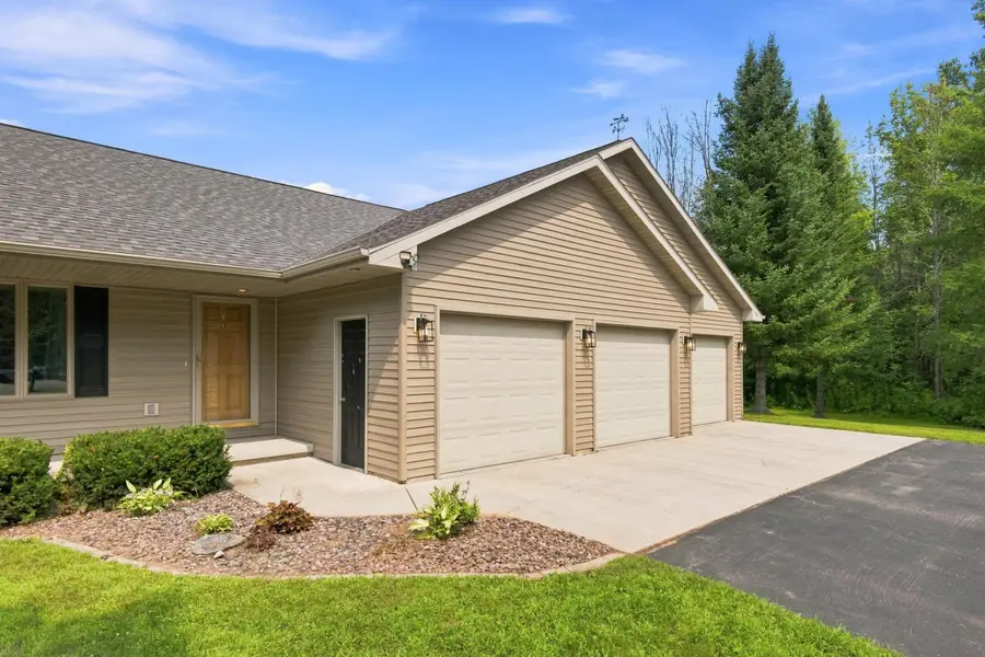 1075 Kim Lane, Little Suamico, WI 54141-8858 - #2