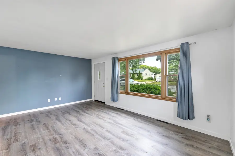 536 Fred Street, Green Bay, WI 54302 - #3