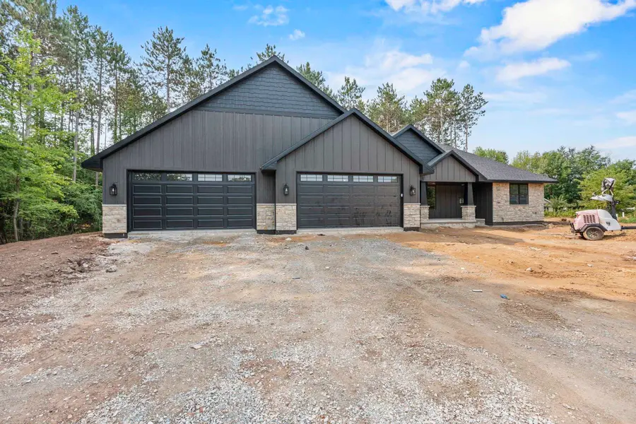 3141 High Country Court, Suamico, WI 54313 - #3