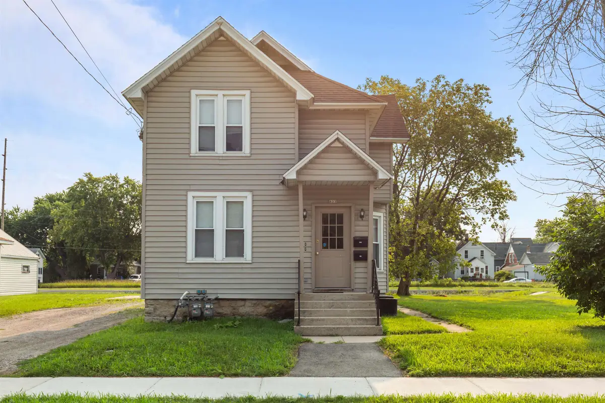 622 Grand Street, Oshkosh, WI 54901-2813 - #1