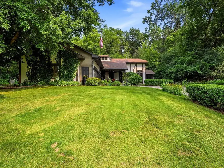 900 Mt Hood Court, Green Bay, WI 54311-4818 - #3