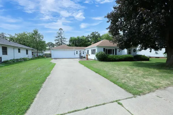 1713 Walnut Street, OSHKOSH, WI 54901-2849