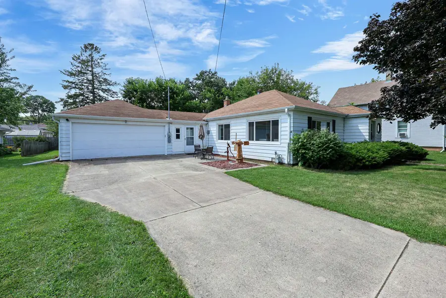 1713 Walnut Street, Oshkosh, WI 54901-2849 - #3