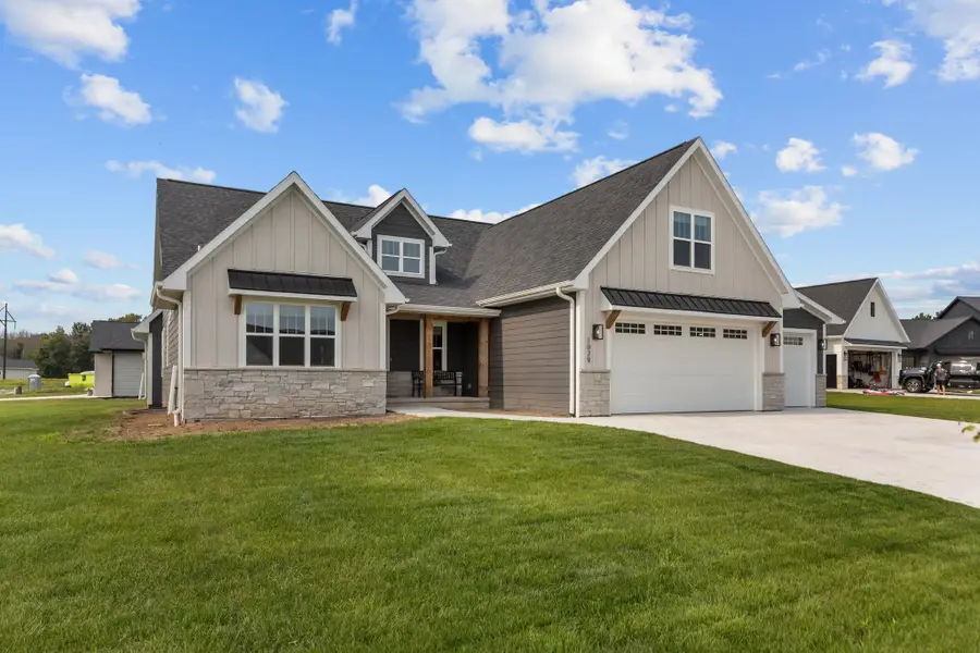 1029 Lancaster Court, Green Bay, WI 54313 - #2