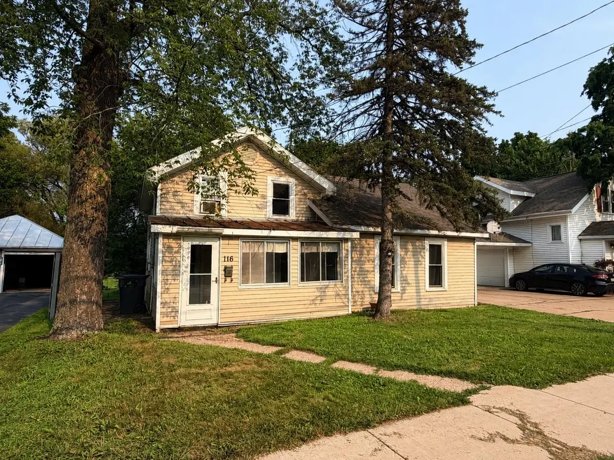 116 N Harrison Street, Waupaca, WI 54981 - #1