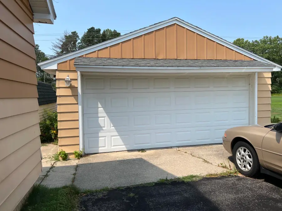 4251 10th Street, Menominee, MI 49858 - #3