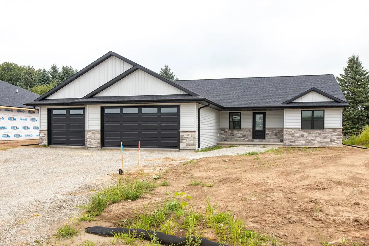 N3946 Deere Drive, Freedom, WI 54913 - #1
