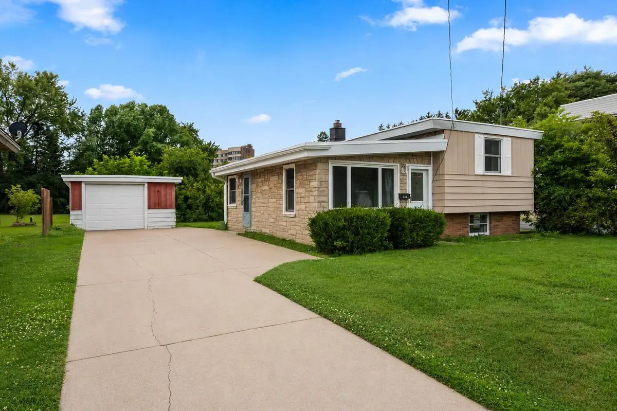 1413 Western Avenue, Green Bay, WI 54303 - #1