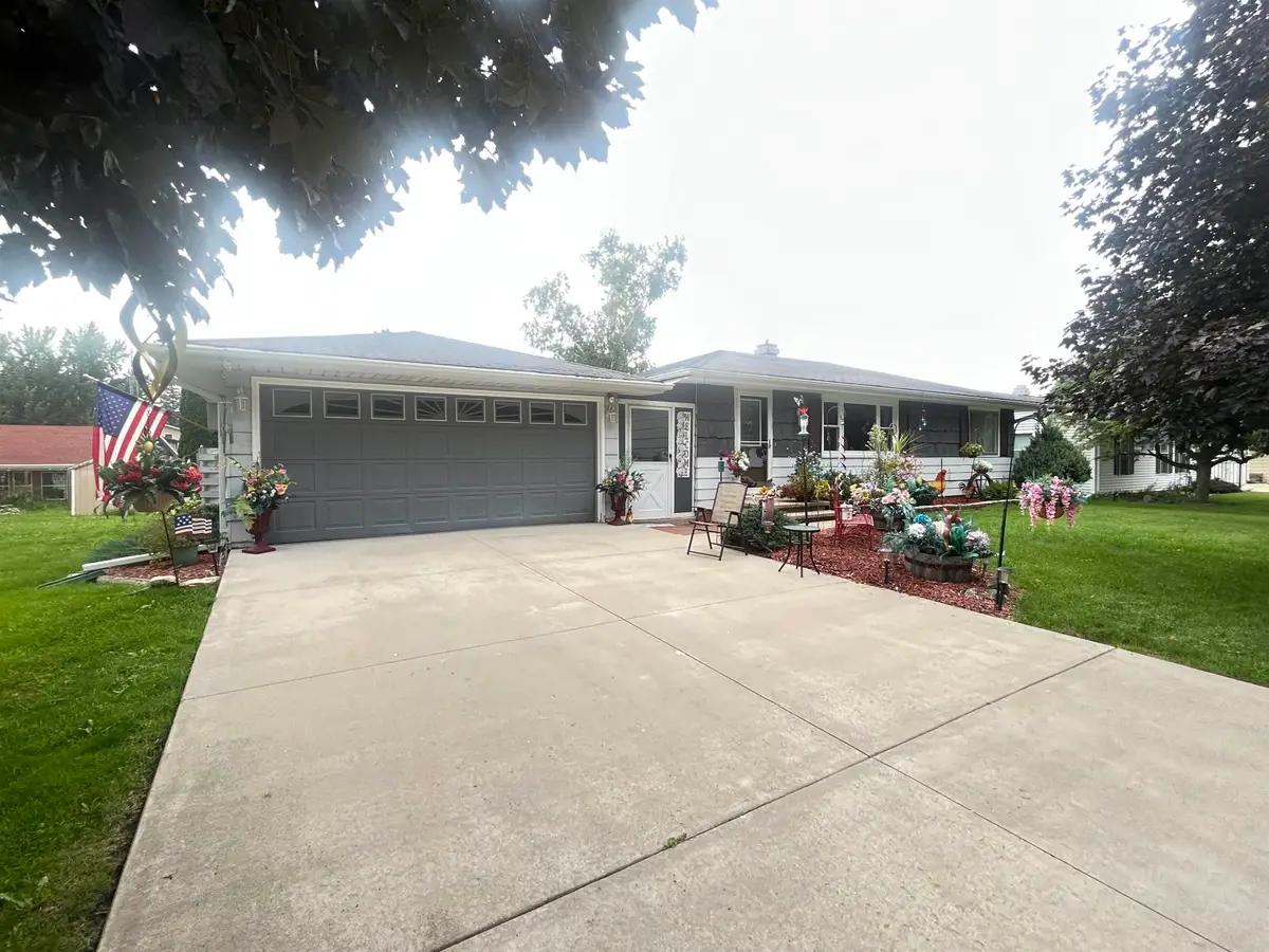 434 Melanie Lane, Ripon, WI 54971-0000 - #1