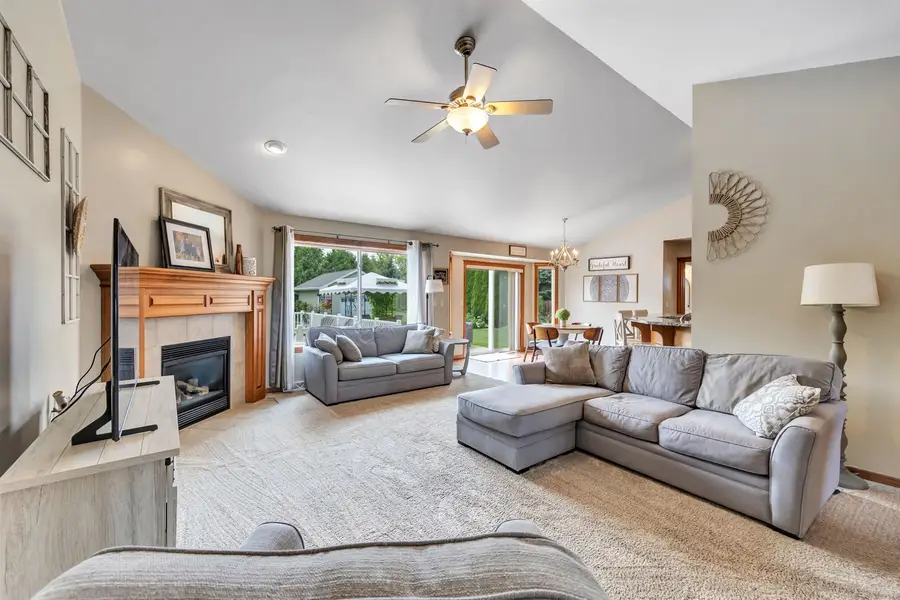 2519 Turnbury Road, Green Bay, WI 54313-9552 - #3