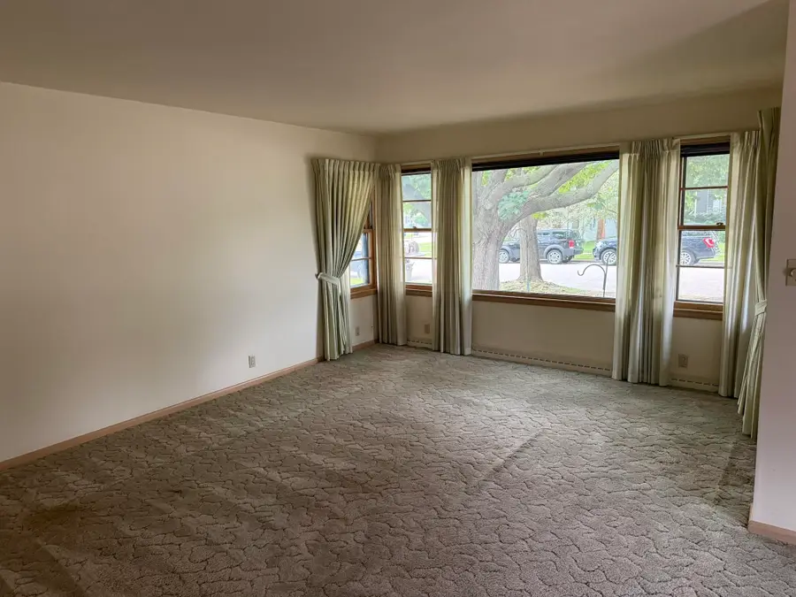 1909 Simpson Street, Oshkosh, WI 54902-6844 - #2
