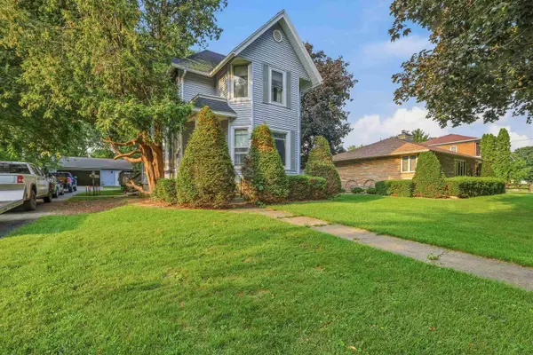 112 E Waupun Street, OAKFIELD, WI 53065