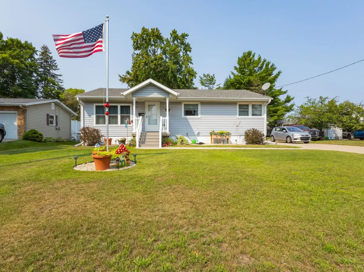 2105 17th Street, Menominee, MI 49858 - #1