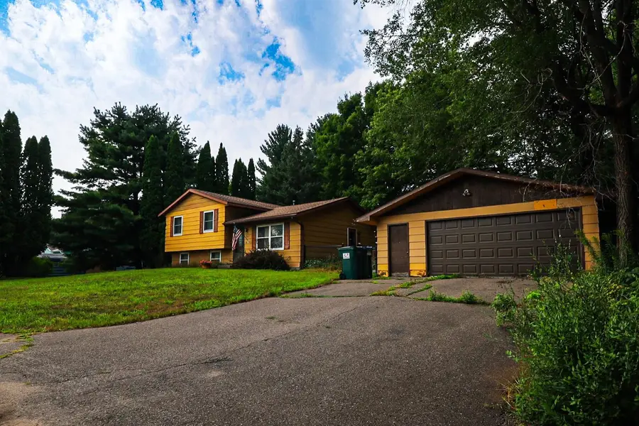 265 E Koch Street, Redgranite, WI 54970 - #2