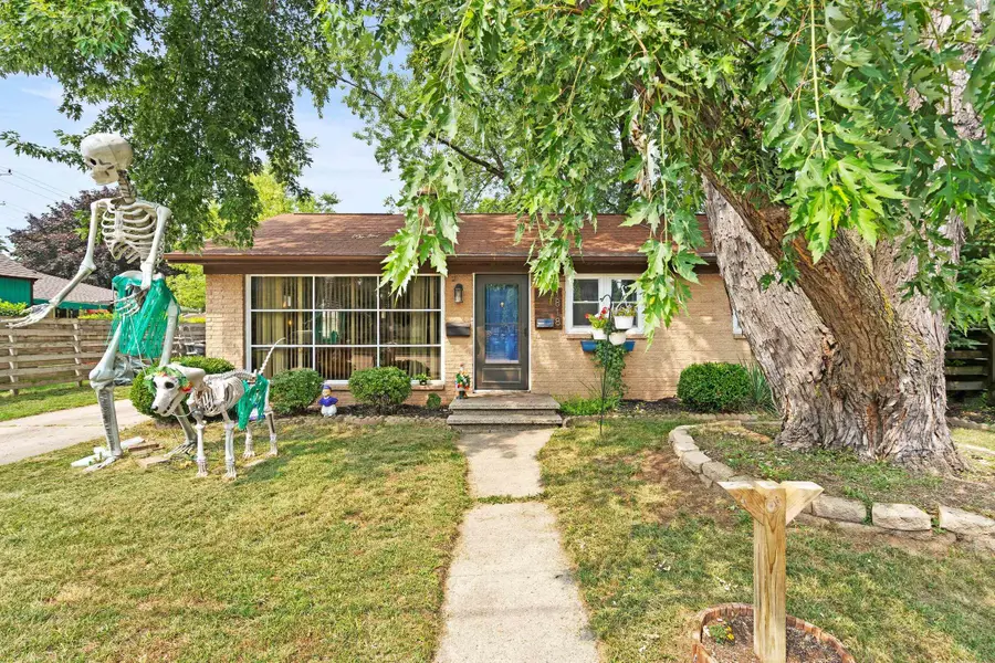 1818 E College Avenue, Appleton, WI 54915 - #3
