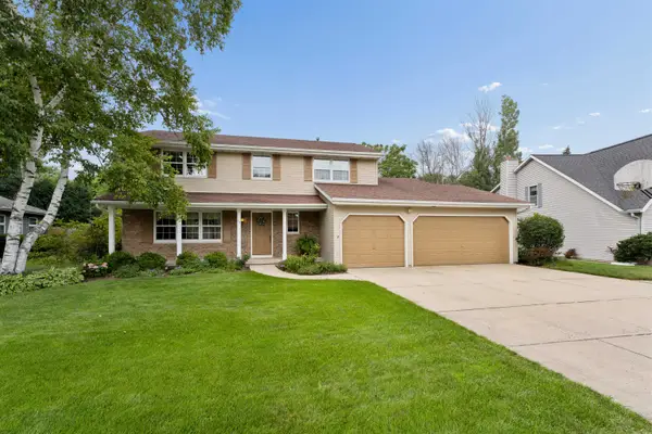 33 Pheasant Court, APPLETON, WI 54915