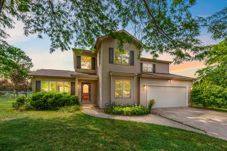 1325 S Westhaven Drive, Oshkosh, WI 54904 - #2