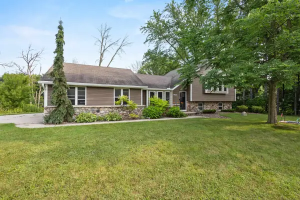 1218 Plateau Heights Road, GREEN BAY, WI 54313