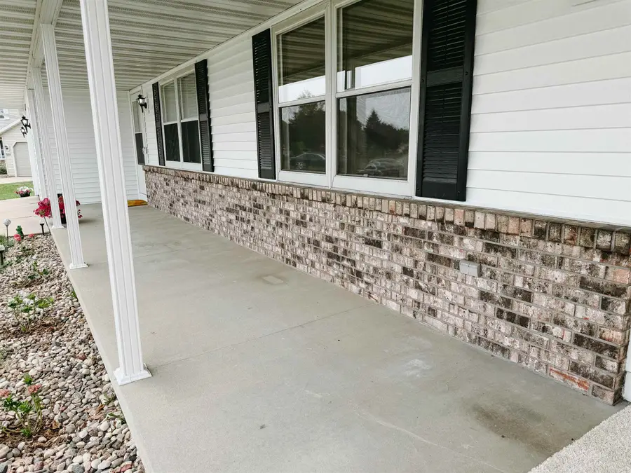 3719 N Blueridge Drive, Appleton, WI 54914 - #2