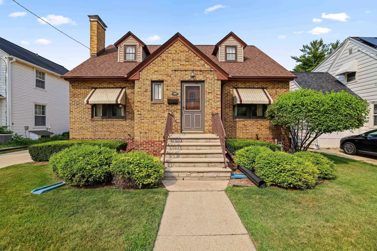1146 Dousman Street, Green Bay, WI 54303-3006 - #1