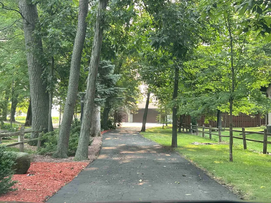 1266 Clairville Road, Oshkosh, WI 54904-0000 - #2