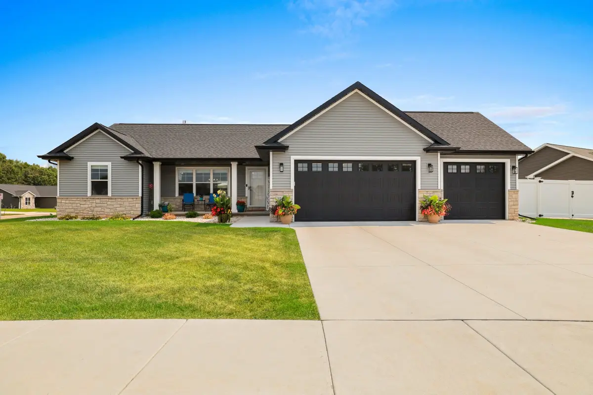 2529 Meyer Way, De Pere, WI 54115-2348 - #1