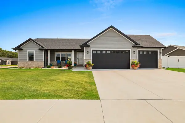 2529 Meyer Way, DE PERE, WI 54115-2348