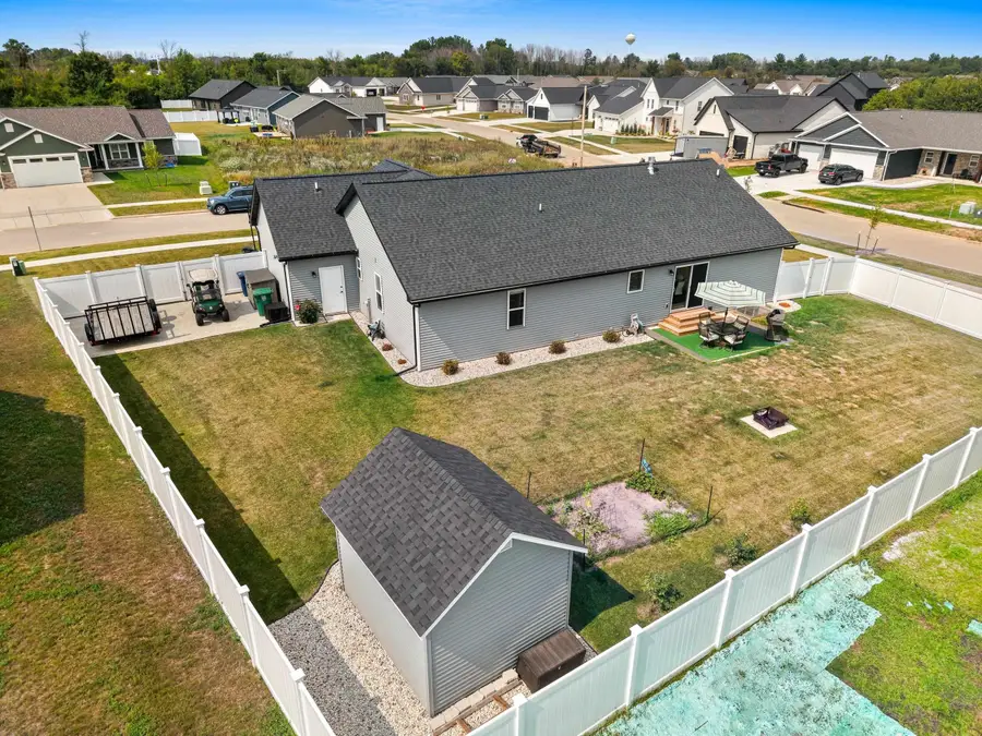 2529 Meyer Way, De Pere, WI 54115-2348 - #2