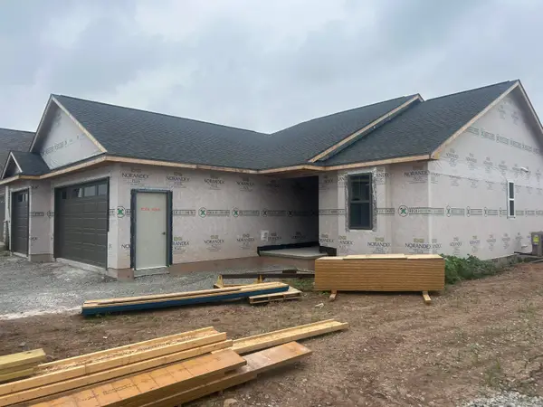 3772 E Callalilly Lane, APPLETON, WI 54913