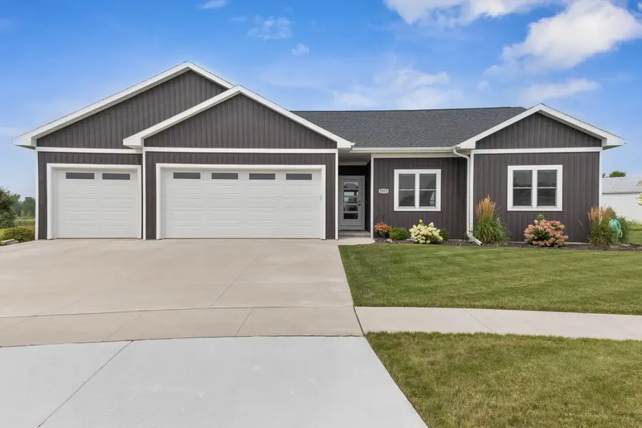 2971 S Weiler Road, Kaukauna, WI 54130 - #2
