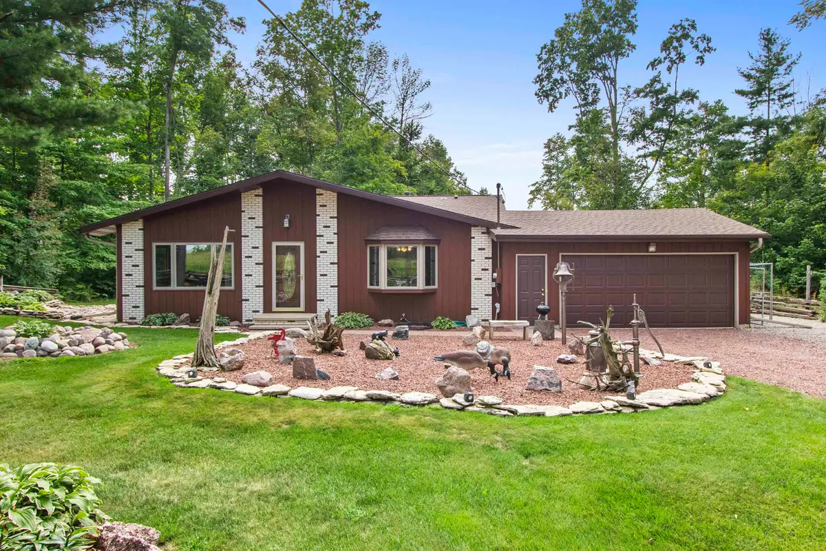 N6185 County Rd Pp, Black Creek, WI 54106 - #1