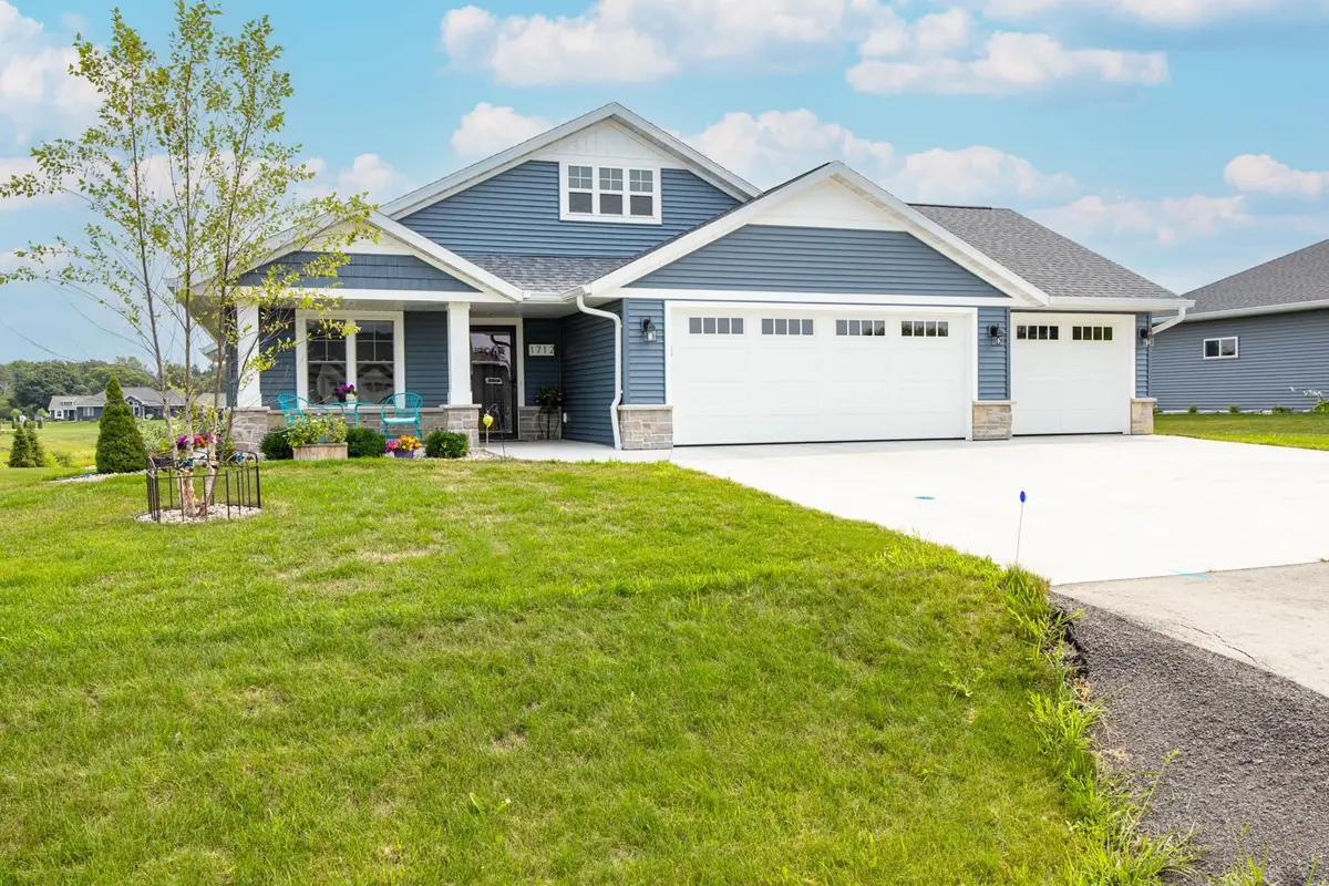 1712 Addie Parkway, Oshkosh, WI 54904-6913 - #1