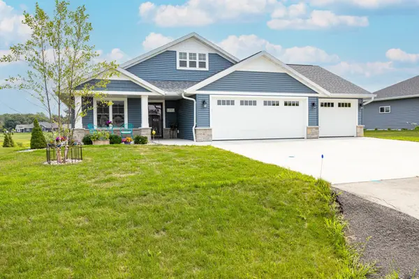 1712 Addie Parkway, OSHKOSH, WI 54904-6913
