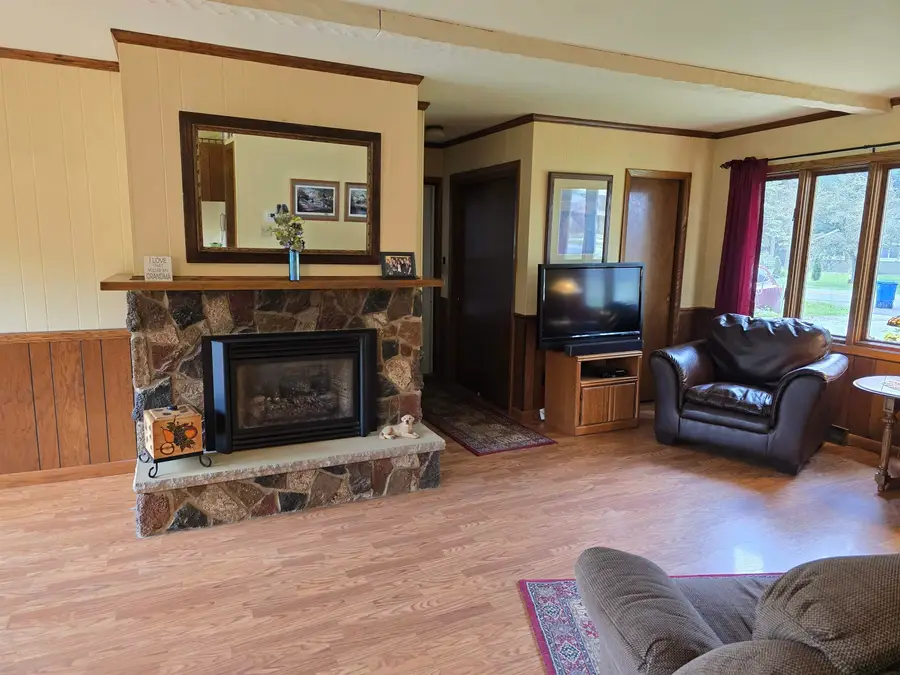 1503 Valley Road, Appleton, WI 54915-1600 - #3